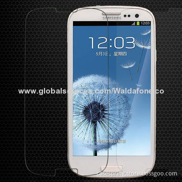 Tempered-glass screen protectors for HTC one, bubble-free, easy to install